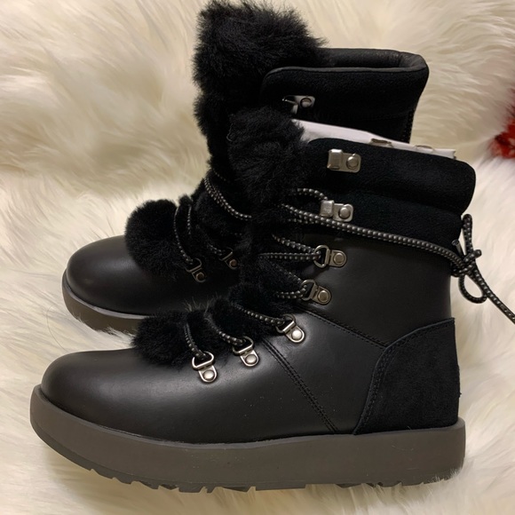 COPY - UGG Viki Waterproof Black Boot 7.5 - Picture 9 of 11